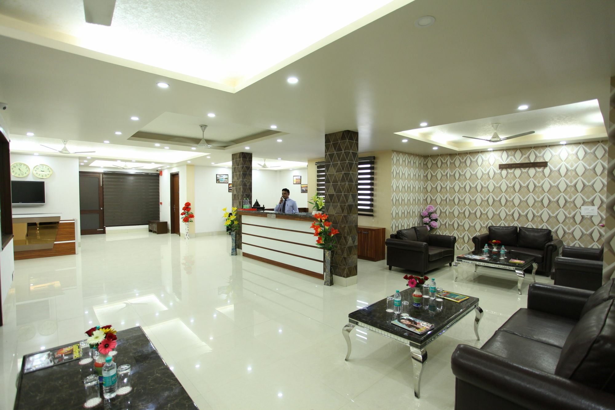 Hotel H.C Grand New Delhi Exterior photo
