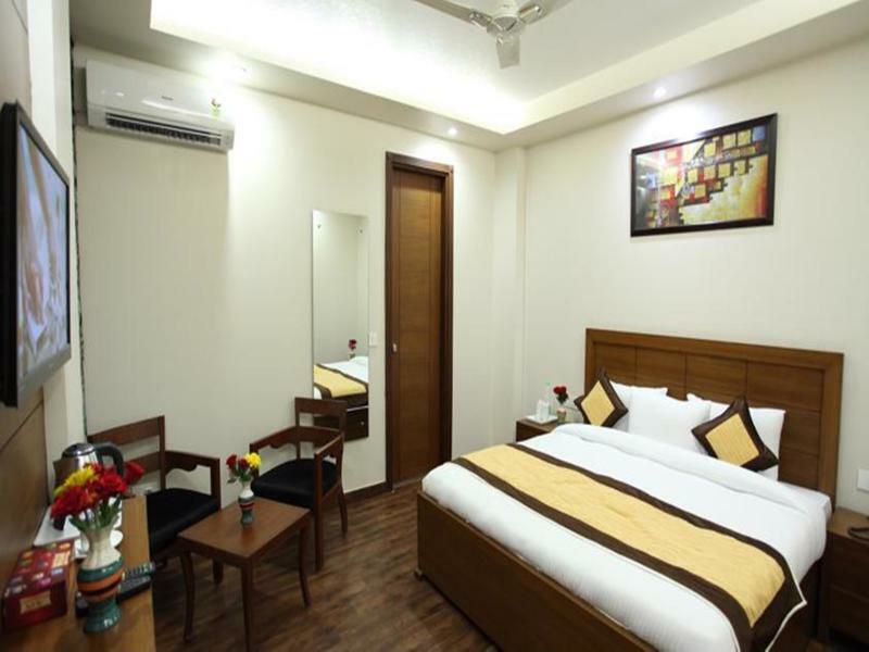 Hotel H.C Grand New Delhi Exterior photo